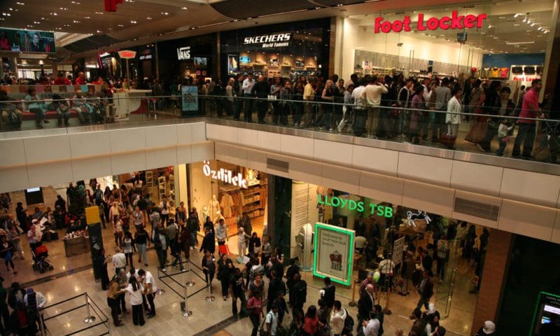 Retail has least business failures, figures show