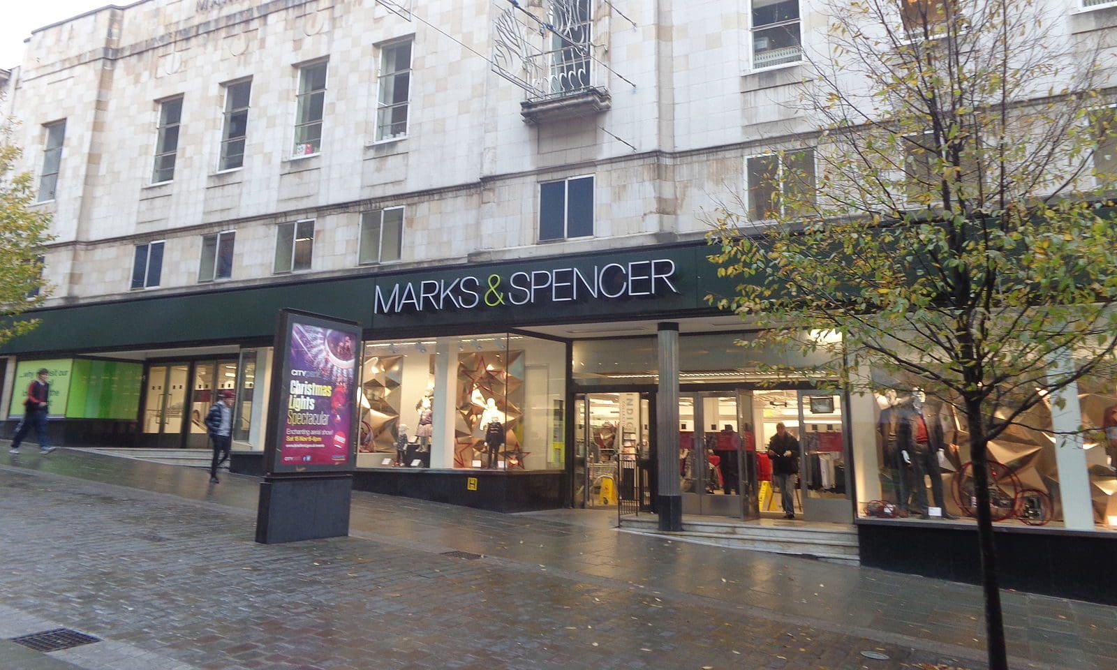 M&S returns to profitability in H1