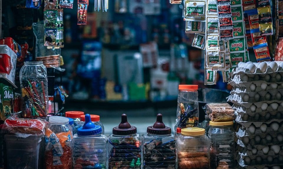 Almost half of consumers prefer independent stores