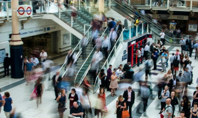 Footfall drops in July as customers avoid high street in heatwave