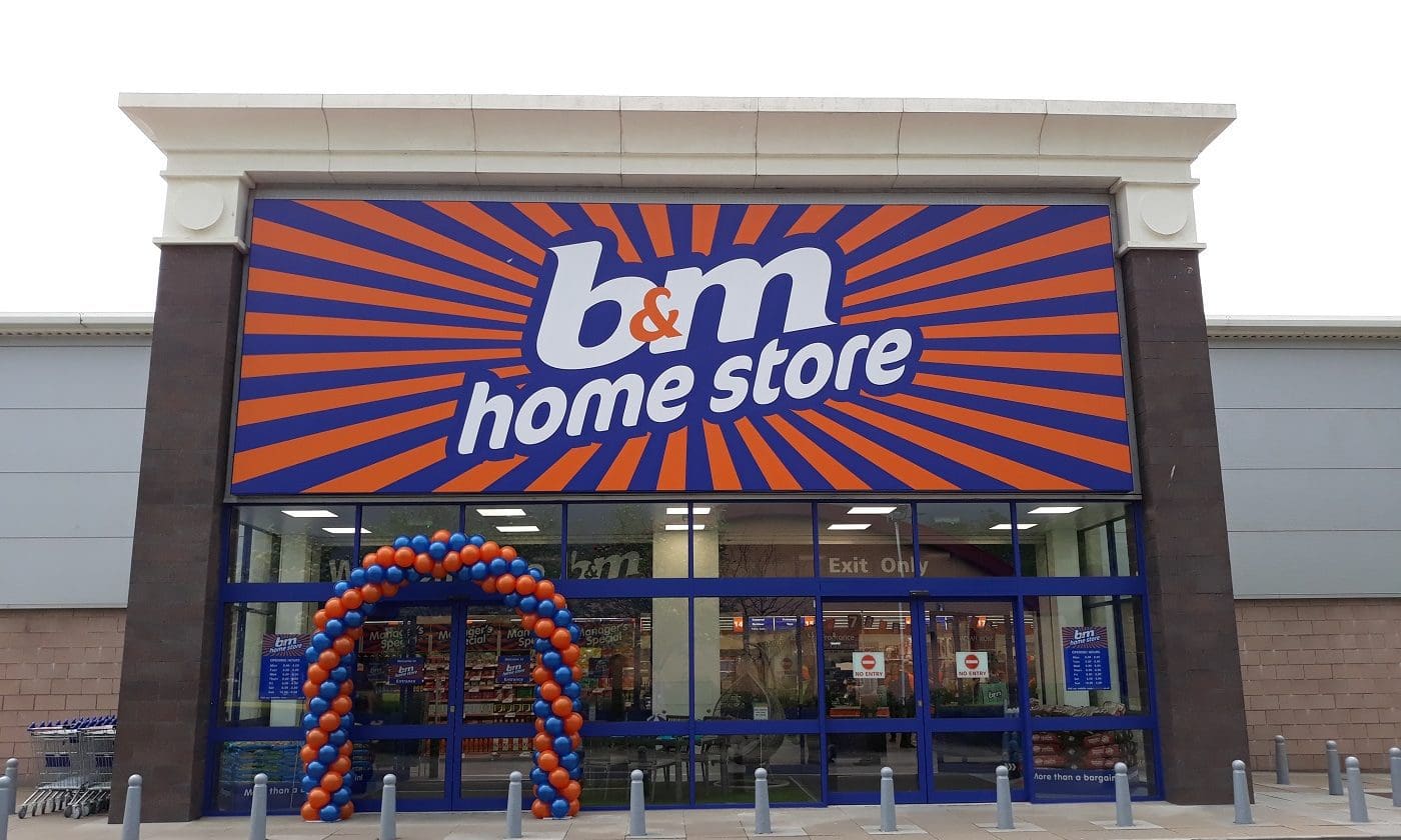 B&M acquires French discount retailer Paminvest SAS