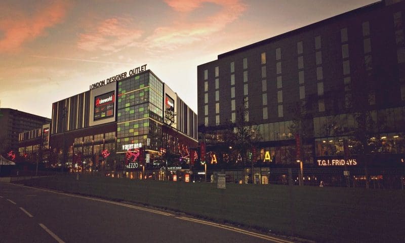 London Designer Outlet launches store-to-door delivery service