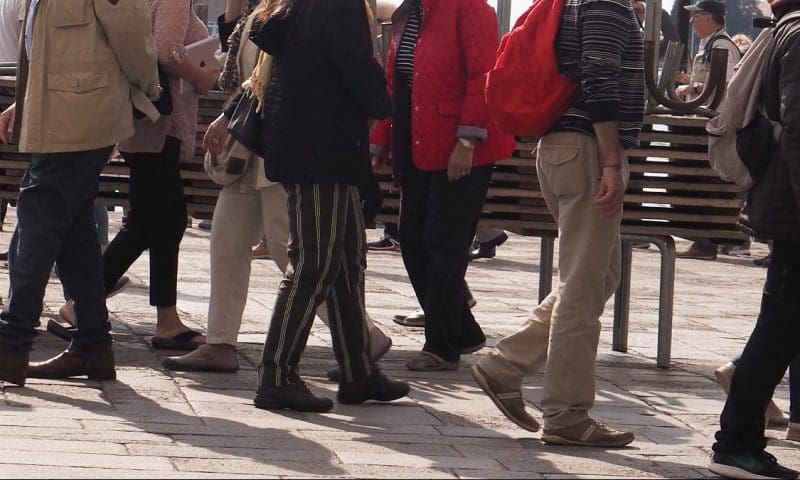 Footfall drops for 11th consecutive month