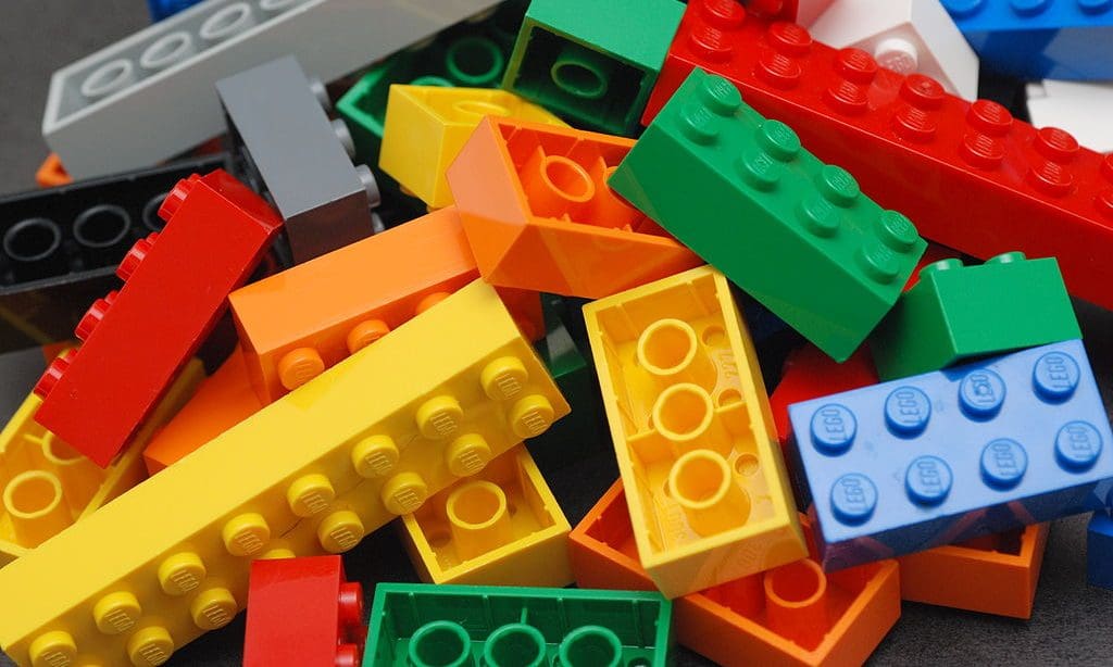 Lego looks to break China despite cutting 8% of workforce
