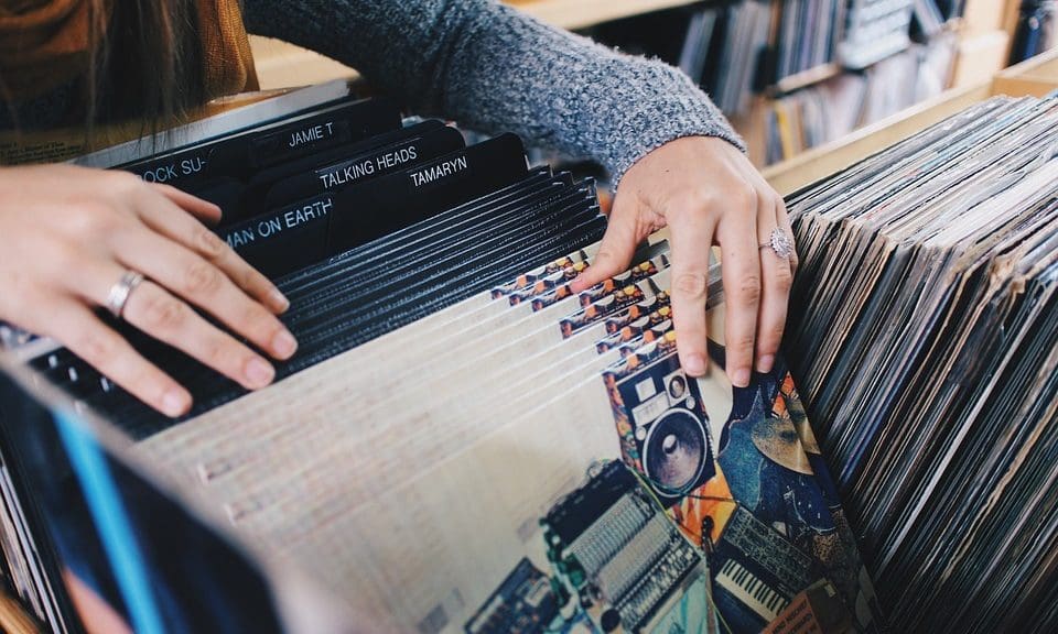 Physical entertainment market falls by 17%