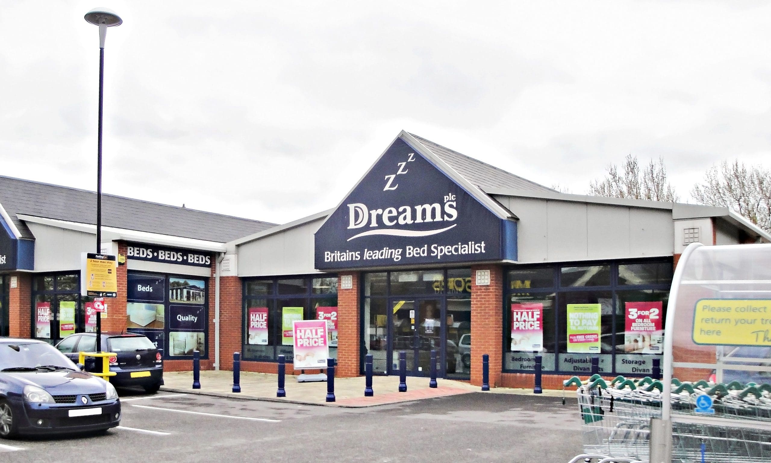 Tempur Sealy to acquire Dreams for £335m