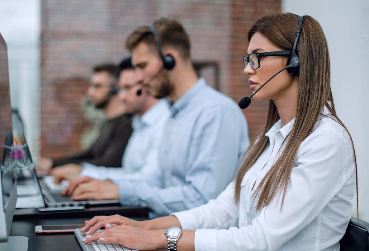 More than a quarter of retail staff look for new job in January