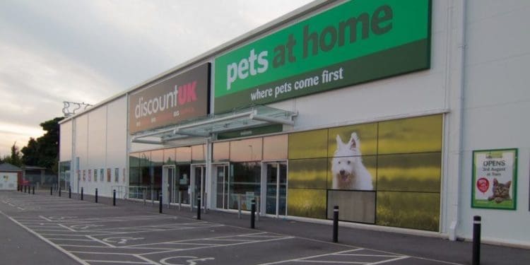Pets at Home CEO to step down