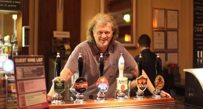 Wetherspoons’ boss was right to withhold wages