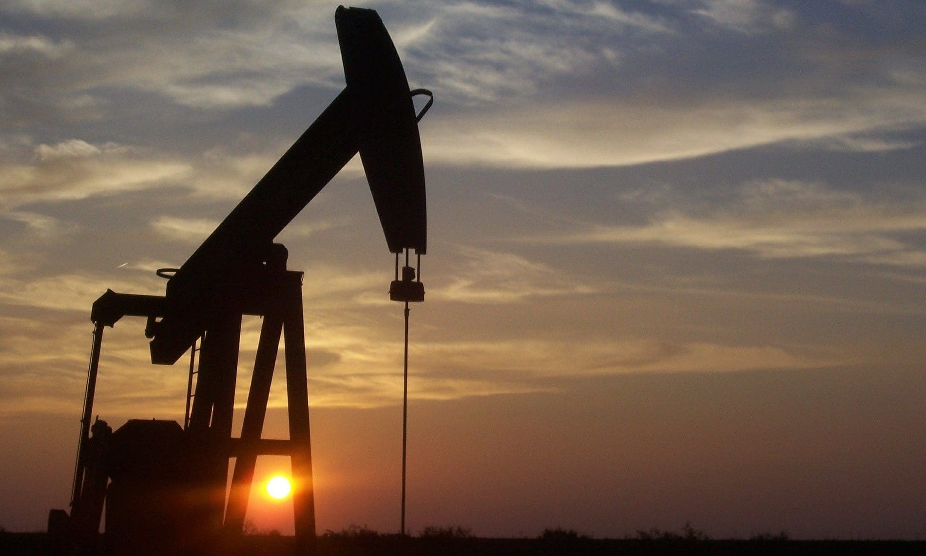 Oil prices plunge, Virgin Australia could crash land, Nasa robots controlled from the kitchen table