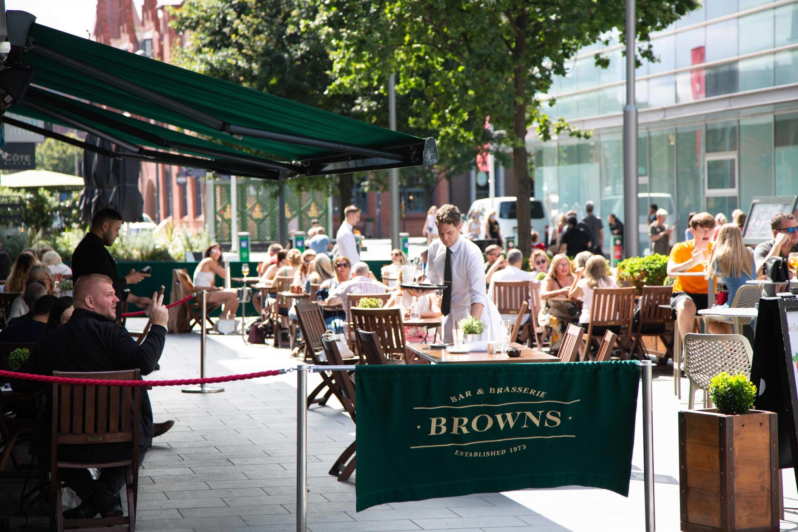 Liverpool leaders call on public to support local retailers