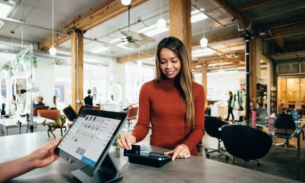 UK retail sales rise by 6.1% in September