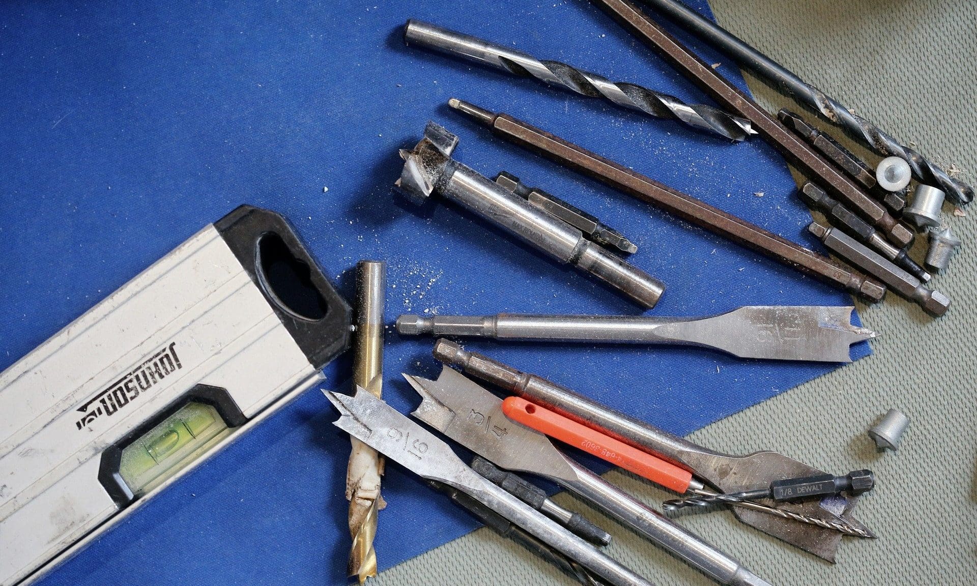 Wickes edges up FY guidance amid strong sales