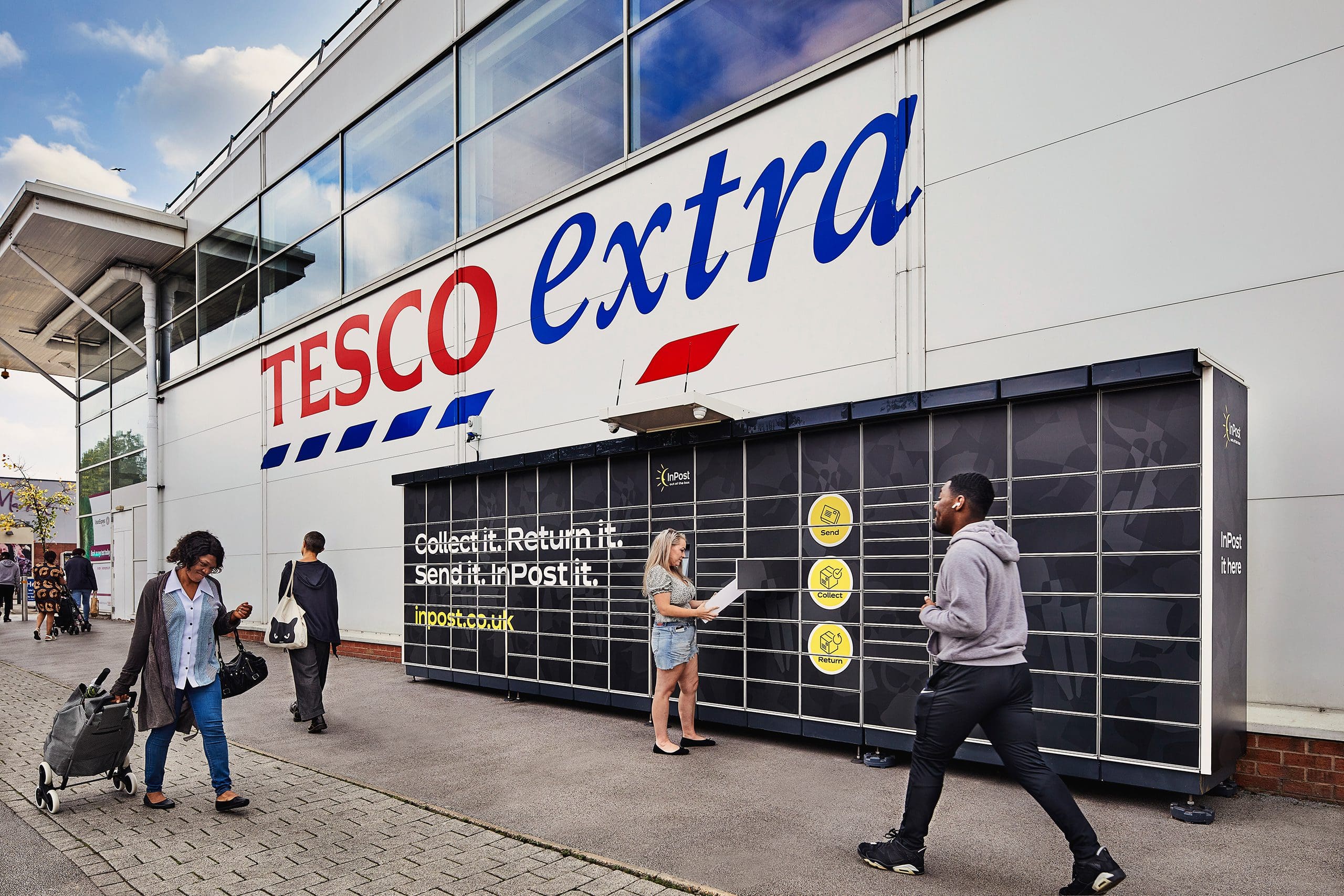 Tesco commences £500m share buyback