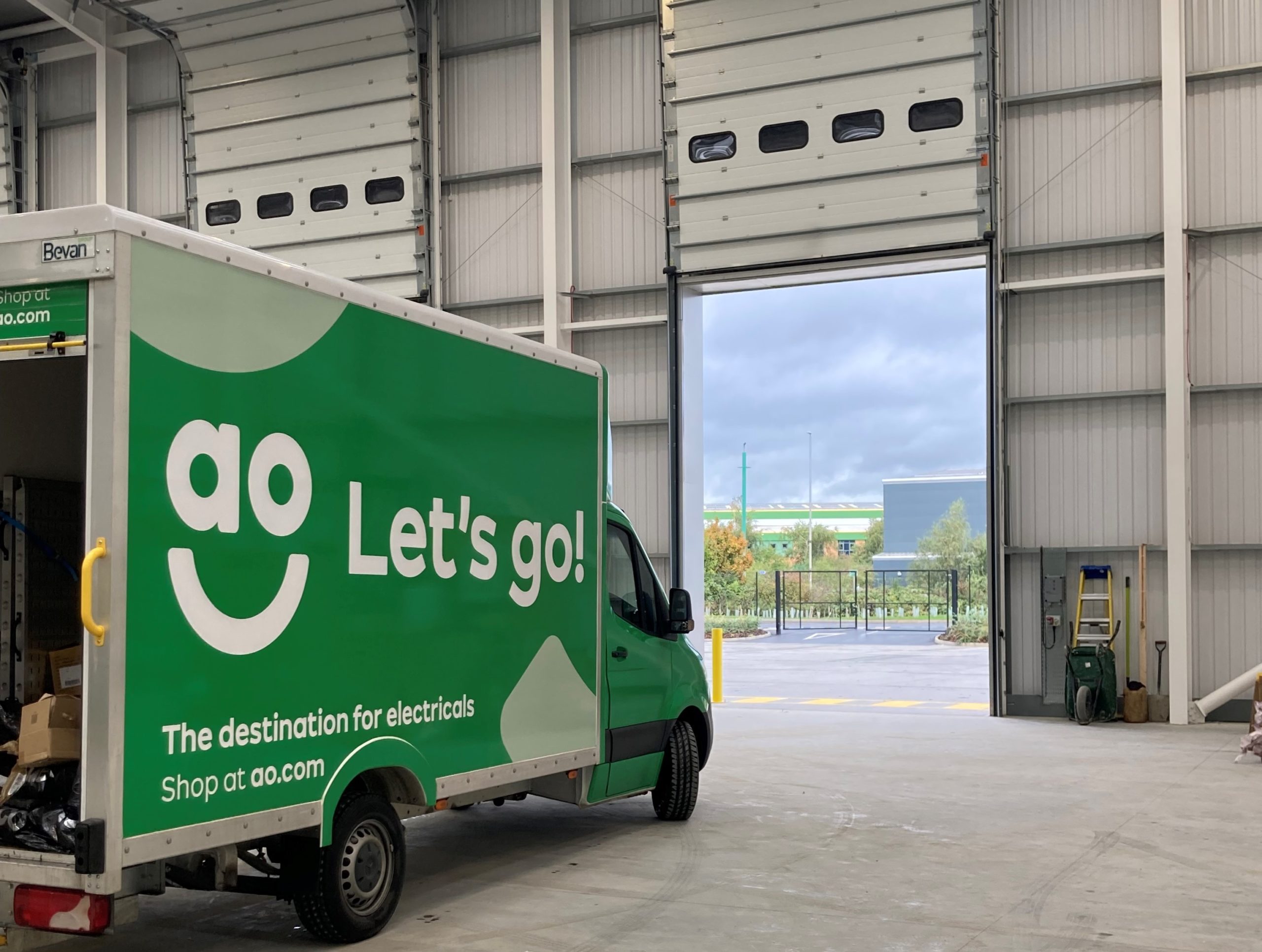 Ao Opens New Leeds Depot Amid Growth Fuentitech
