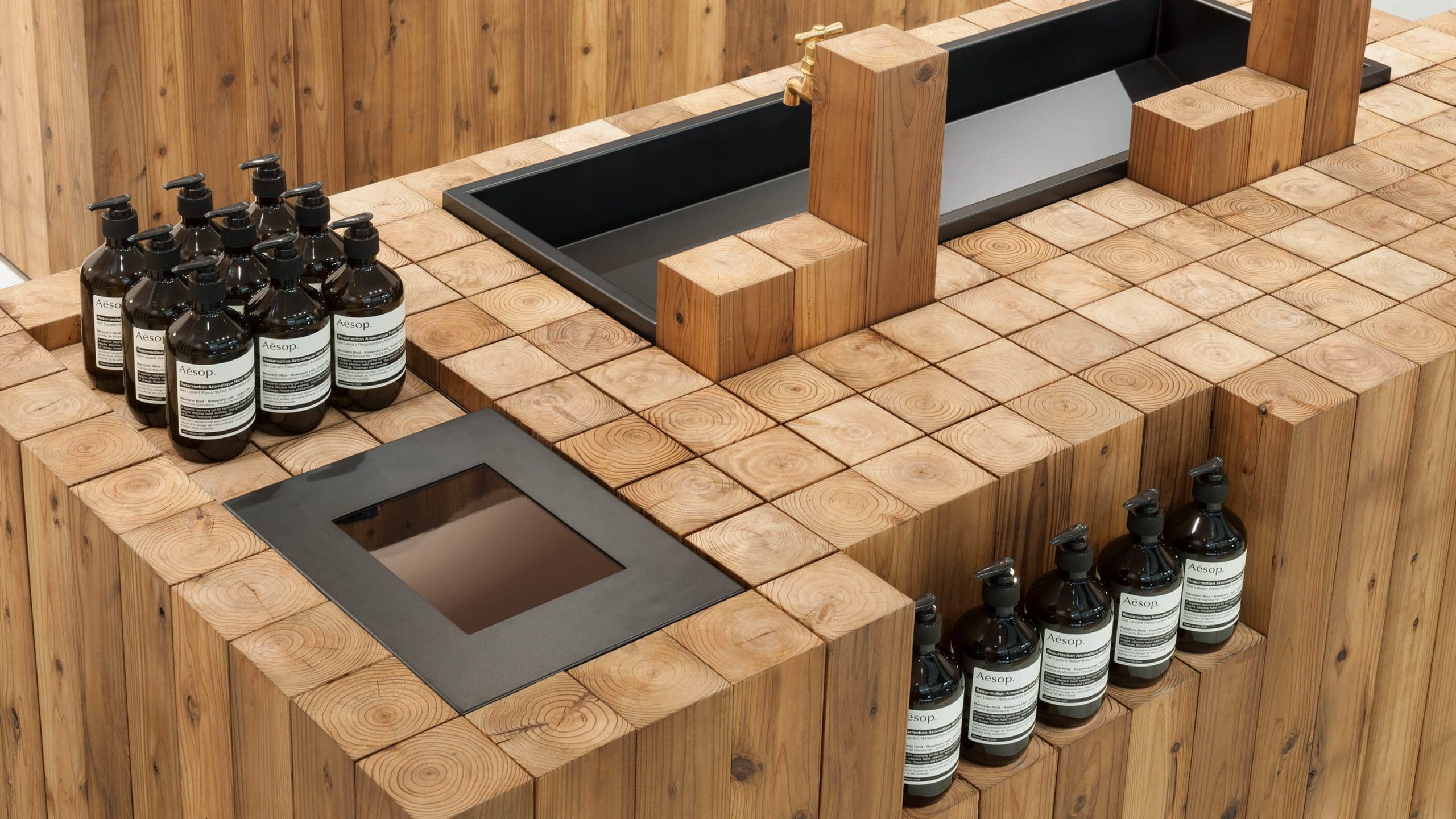 Body Shop owner sells Aesop to L’Oreal for £2bn