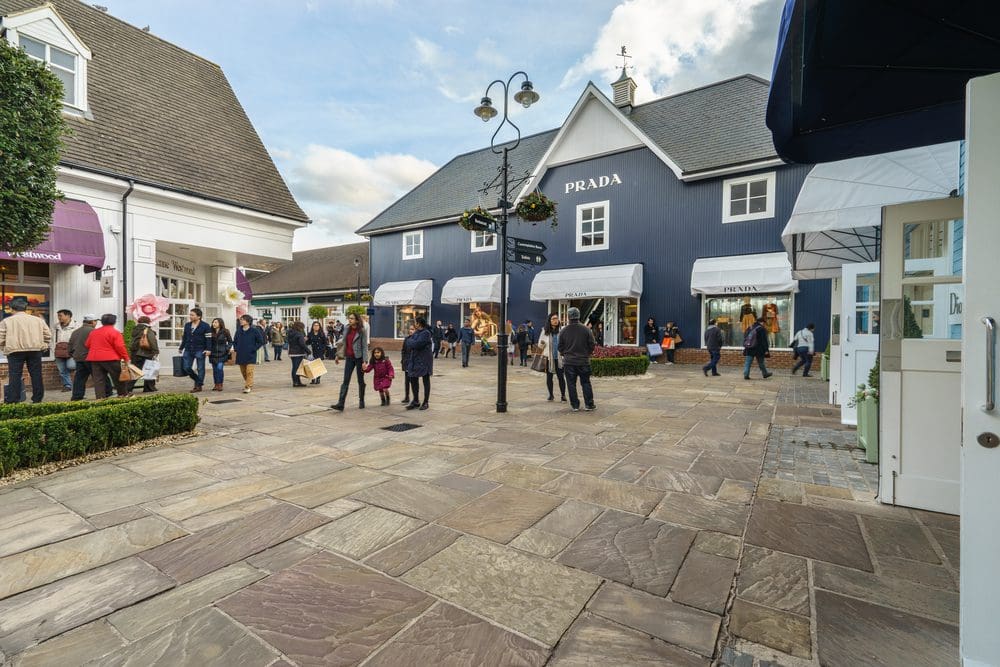 Hammerson considers sale of Bicester Village-owner stake
