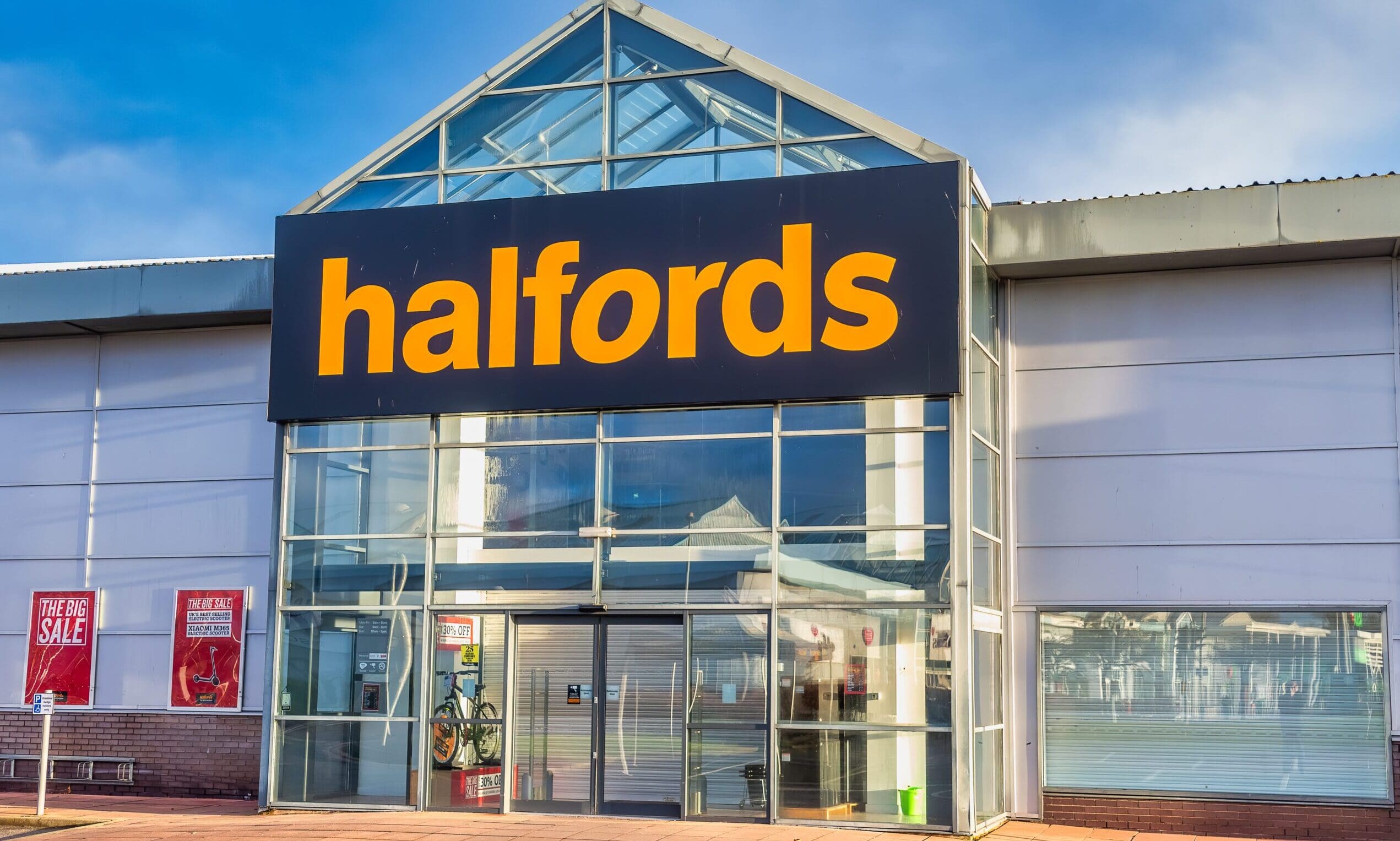 Halfords CEO calls for apprenticeship levy reform as sales drop 1% in H1