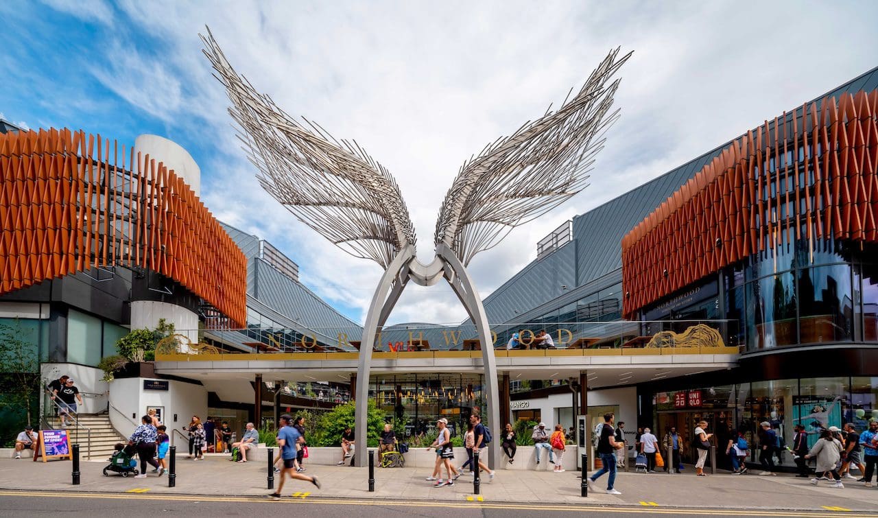 Angel Central completes ground floor leasing with Therapie Clinic signing