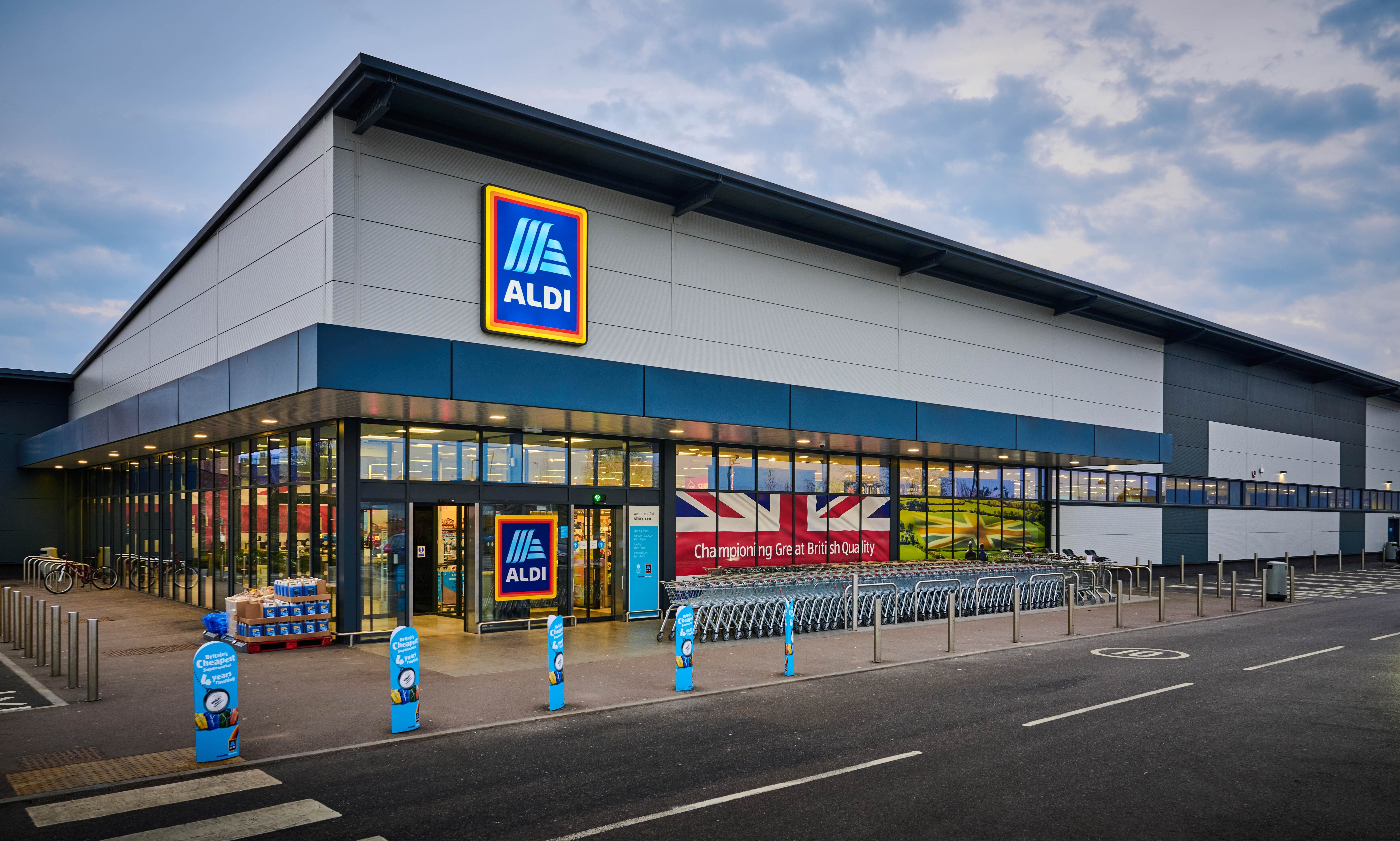 Aldi to recruit for 1,000 new store roles before 2026