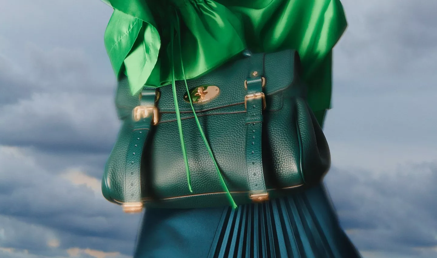 Mulberry eyes £20m fundraising as losses widen