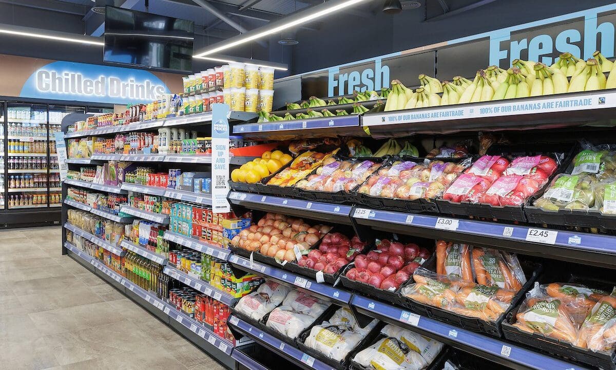 EG on the Move launches new roadside service station with Co-op