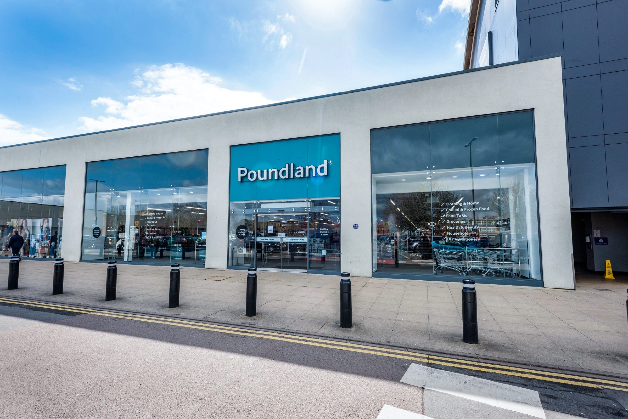 Poundland to close 14 additional stores