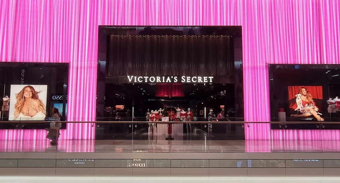 Victoria’s Secret lifts guidance as Q3 sales rise 9% to $1.47bn