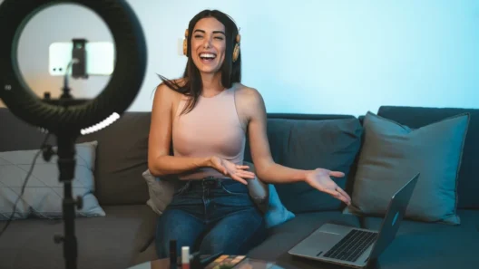 Public want influencer ads clearly labelled, ASA research reveals